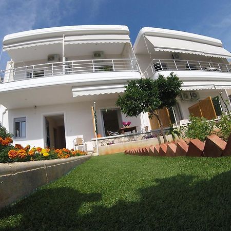 Riviera Rooms Himare Exterior photo